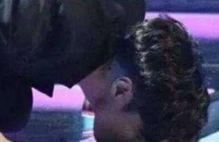 土拨鼠吃瓜表情包动态