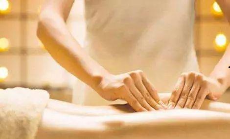 宿舍按摩原稿吃瓜,一场吃瓜群众的狂欢盛宴