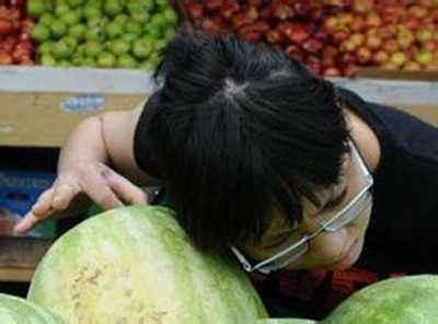 梦见死人买瓜吃瓜,揭秘梦中死人买瓜吃瓜的神秘寓意