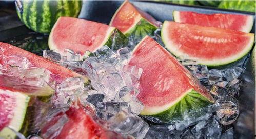 候场吃瓜,揭秘明星们的“吃瓜”生活