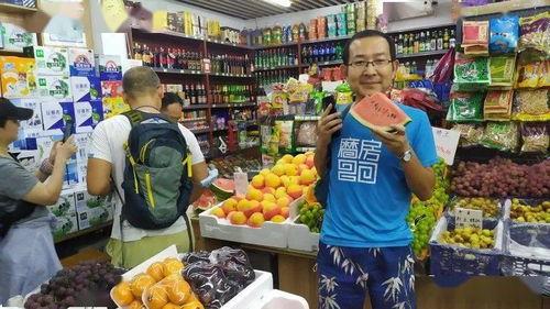 吃大瓜摊子,揭秘大瓜摊子的美味传奇