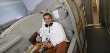 阿联酋吃瓜,瓜果飘香，品味异国风情