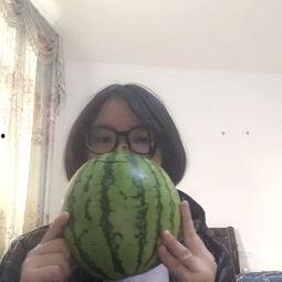 家里吃瓜比赛视频