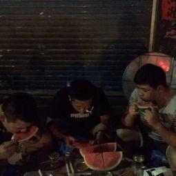 家里吃瓜比赛视频