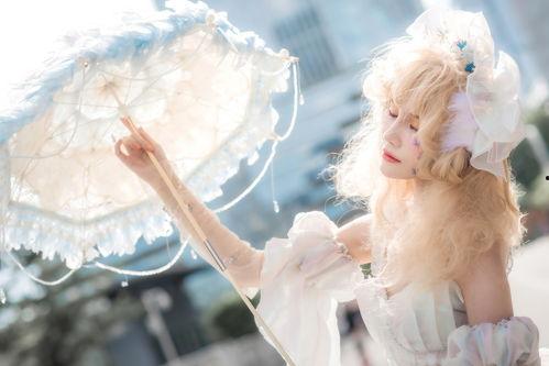 漫展洛丽塔吃瓜