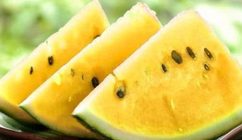 平时吃的西瓜怎么叫瓜,揭秘西瓜的别称与食用文化